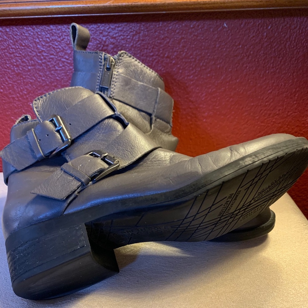 Ankle boots